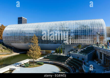 Au Crystal Bridge, Myriad Botanical Gardens, Oklahoma City, OK, États-Unis d'Amérique Banque D'Images