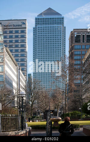 Londres, Royaume-Uni - 12 janvier 2015 - en milieu d'après-midi, vue sur Canary Wharf Londres prises à partir de l'autre côté de la Tamise Banque D'Images