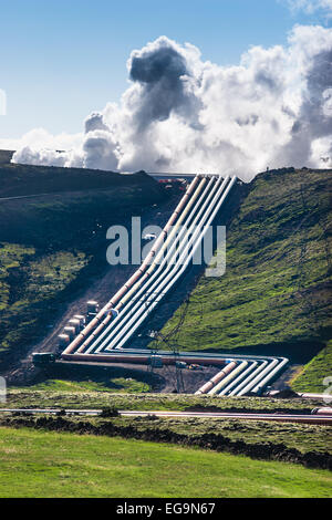 Nesjavellir Centrale est la plus grande centrale géothermique en Islande. Banque D'Images