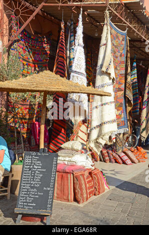 Le souk aux tapis, Marrakech, Maroc Banque D'Images