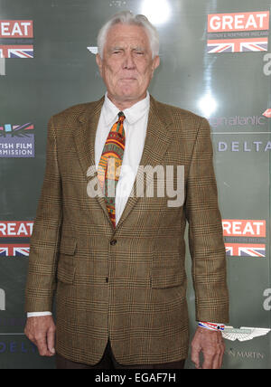 Los Angeles, Californie, USA. Feb 20, 2015. George Lazenby qui fréquentent le grand film de la réception tenue à la London West Hollywood de West Hollywood, Californie le 20 février 2015. 2015. Credit : D. Long/Globe Photos/ZUMA/Alamy Fil Live News Banque D'Images