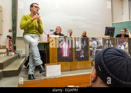 Paris, France, N.G.O. français Act Up-Paris, informations sur les réunions communautaires, prévention du VIH/SIDA, REPI, « Hervé le Tapie », « Center LGBT Paris IDF » Discours, problème des hommes homosexuels, discussion communautaire Banque D'Images