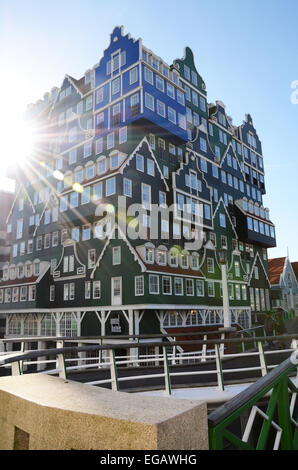 L'architecture originale de l'hôtel Inntel à Zaandam, Pays-Bas Banque D'Images