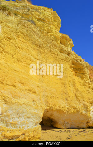 Vale do Olival Beach sur l'Algarve au Portugal Banque D'Images