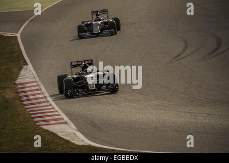 Montmelo, Catalogne, Espagne. Feb 21, 2015. PASTOR MALDONADO (VEN) entraîne un Lotus au cours de jour 03 de l'avant-saison de Formule 1 essais au Circuit de Catalunya de Barcelone © Matthias Rickenbach/ZUMA/ZUMAPRESS.com/Alamy fil Live News Banque D'Images