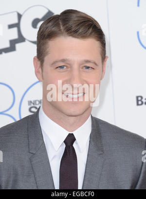 Santa Monica, Californie, USA. Feb 21, 2015. Benjamin McKenzie participant à la 2015 Film Independent Spirit Awards à Santa Monica Beach à Santa Monica, Californie le 21 février 2015. 2015 : Crédit D. Long/Globe Photos/ZUMA/Alamy Fil Live News Banque D'Images