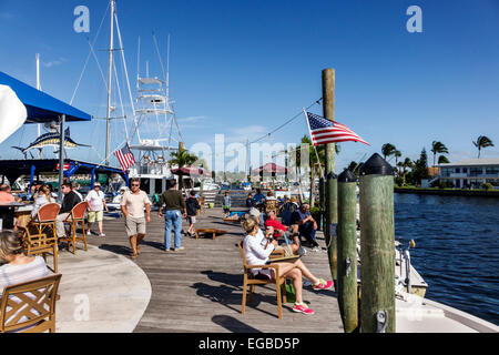 Floride, Port Pt. Salerne,eau de Manatee Creek,Pocket,The Twisted Tuna,restaurant restaurants cuisine manger dehors café cafés bistrot,extérieur, Banque D'Images