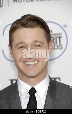 Santa Monica, CA. Feb 21, 2015. Benjamin MCKenzie aux arrivées pour 30e Film Independent Spirit Awards 2015 - 1 des arrivées, la plage de Santa Monica, Santa Monica, CA, le 21 février 2015. © Michael Germana/Everett Collection/Alamy Live News Banque D'Images