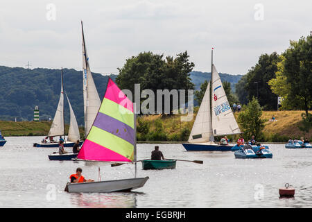 Voir Kemnade, lac, près de Bochum, loisirs et sports d'eau, réservoir de rivière Ruhr, voile, croisières, location de bateaux Banque D'Images