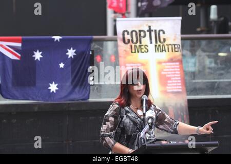 SySydney, Australie. 22 Février, 2015. Les manifestants se sont réunis à Martin Place, Sydney pour honorer les 21 chrétiens coptes égyptiens décapités par l'ISIS death cult (Daesh) en Libye. Crédit : Richard Milnes/Alamy Live News Banque D'Images