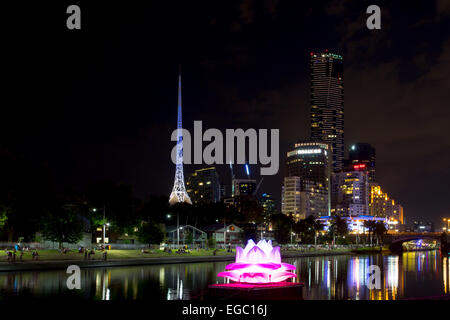 Melbourne, Australie - le 21 février - La vue sur Southbank de Birrarung marr pendant la Nuit Blanche le 21 février 2015. Banque D'Images