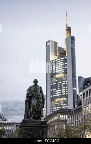 Statue de Goethe, Commerzbank, centre-ville, Francfort, Allemagne Banque D'Images