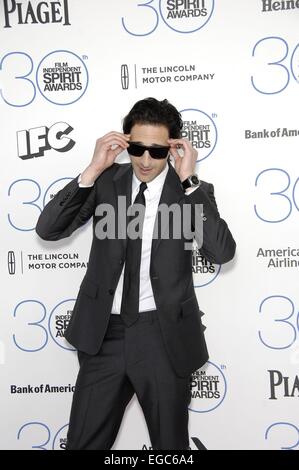 Santa Monica, CA. Feb 21, 2015. Adrien Brody au niveau des arrivées pour 30e Film Independent Spirit Awards 2015 - 2 des arrivées, la plage de Santa Monica, Santa Monica, CA, le 21 février 2015. © Michael Germana/Everett Collection/Alamy Live News Banque D'Images