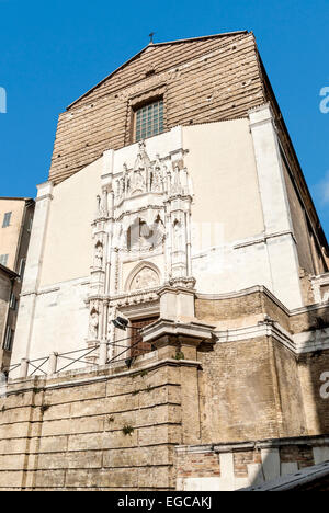 Chiesa San Francesco alle Scale est une église à Ancône, Marches, Italie centrale. Banque D'Images