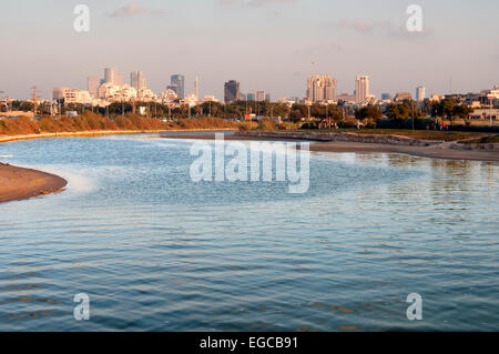 Tel Aviv, Israël, de la rivière Yarkon Banque D'Images