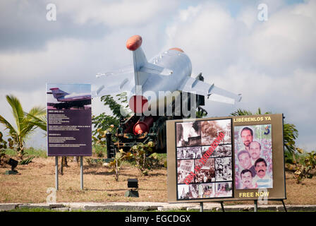 La guerre froide de fabrication soviétique reliques, désactivée des missiles et l'information est affichée à la cabana fortress à La Havane Banque D'Images