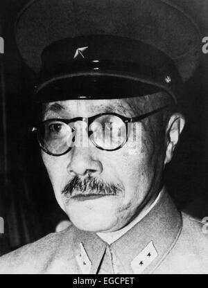 1940 GÉNÉRAL HIDEKI TŌJŌ EN UNIFORME CHOISI PREMIER MINISTRE POUR DIRIGER LE JAPON 1941-1944 pendu comme criminel de guerre DE LA SECONDE GUERRE MONDIALE Banque D'Images