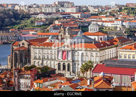 Porto, Portugal. Palais de la bourse, ou Palacio da Bolsa. 19e siècle l'architecture néoclassique. Site du patrimoine mondial de l'Unesco Banque D'Images