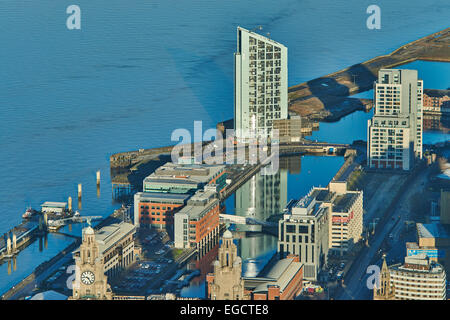 Photographie aérienne des Princes Dock et bâtiments voisins, Liverpool Banque D'Images