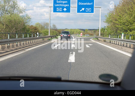 Autobahn intersection, Opladen, Rhénanie du Nord-Westphalie, Allemagne. Banque D'Images