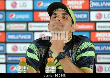 Christchurch, Nouvelle-Zélande. Feb 21, 2015. Christchurch, Nouvelle-Zélande - 21 février 2015 - Misbah-ul-Haq du Pakistan au cours de la conférence de presse après l'ICC Cricket World Cup Match entre le Pakistan et l'Antilles à Hagley Oval le 21 février 2015 à Christchurch, Nouvelle-Zélande. © dpa/Alamy Live News Banque D'Images