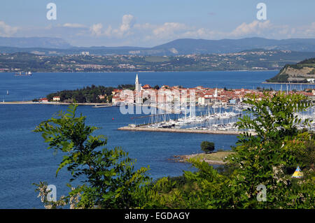 Vue d'Izola, baie de Trieste, la Slovénie Banque D'Images