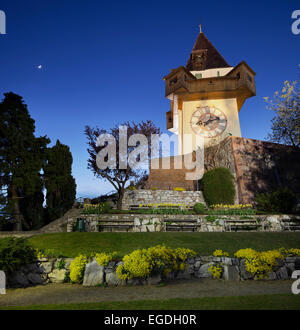 Grazer tour de l'horloge dans la soirée, Schlossberg, Graz, en Styrie, Autriche Banque D'Images