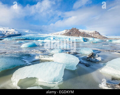 Iceberg Frozen Fjallsarlon lagoon en hiver Islande Europe Banque D'Images