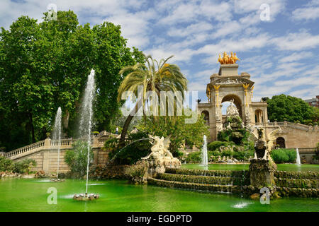 Fontaine dans le Parc de la Ciutadella, parc de la ville, La Ribera, Barcelone, Catalogne, Espagne Banque D'Images