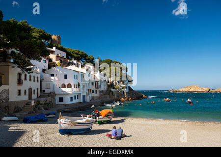 Plage de Calella de Palafrugell, Palafrugell, Costa Brava, Espagne Banque D'Images