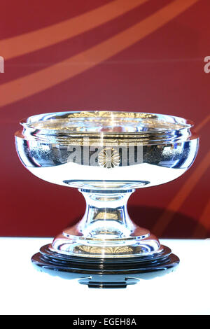 Grand Prince Hotel Shin-Takanawa, Tokyo, Japon. Feb 19, 2015. Trophée de la Coupe de l'empereur, le 19 février 2015 - Football : 2015 J.LEAGUE Conférence de presse au Grand Prince Hotel Shin-Takanawa, Tokyo, Japon. Banque D'Images