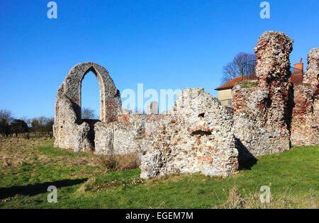 Vue de ruines à l'ouest à Leiston, Suffolk, Angleterre, Royaume-Uni. Banque D'Images