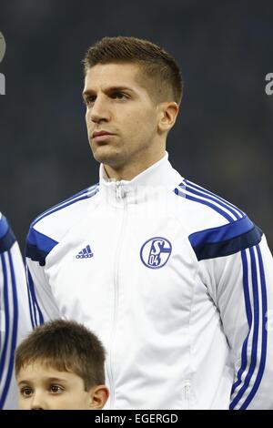 Gelsenkirchen, Allemagne. Feb 18, 2015. Matija Nastasic (Schalke) Football/Football : Ligue des Champions Round 16 correspondance entre le FC Schalke 04 0-2 Real Madrid CF à l'Arena AufSchalke de Gelsenkirchen, Allemagne . © Kawamori Mutsu/AFLO/Alamy Live News Banque D'Images