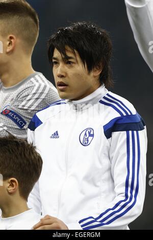 Gelsenkirchen, Allemagne. Feb 18, 2015. Atsuto Uchida (Schalke) Football/Football : Ligue des Champions Round 16 correspondance entre le FC Schalke 04 0-2 Real Madrid CF à l'Arena AufSchalke de Gelsenkirchen, Allemagne . © Kawamori Mutsu/AFLO/Alamy Live News Banque D'Images