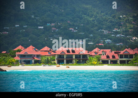 Vue d'Eden Island, Mahe, Seychelles au beau temps Banque D'Images