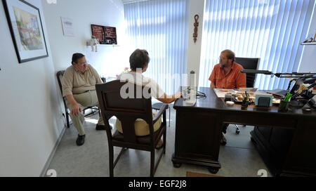 Projet pilote dans le domaine de la santé doivent être le médecin de famille ou d'un devenir, la volonté de la politique. Pour le patient c'est le premier point de con Banque D'Images