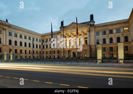 Bundesrat d'immeuble sur Leipziger Strasse (l'ancienne Chambre des seigneurs de Prusse), Berlin, Allemagne Banque D'Images