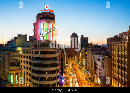 Skyline de Madrid au crépuscule Banque D'Images