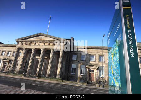 La High Court of Justiciary édifice à l'Saltmarket, Glasgow, Ecosse vert Banque D'Images
