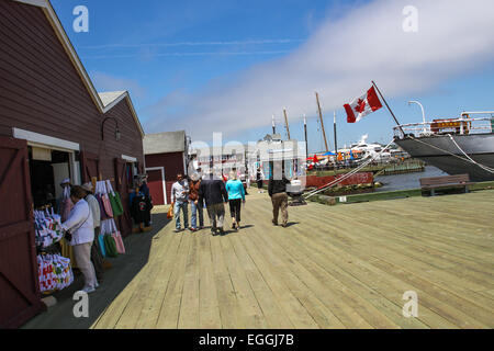 La promenade le long du front de mer d'Halifax, en Nouvelle-Écosse. Banque D'Images