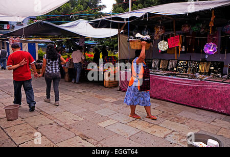 Street Market Scene à Oaxaca City Mexico Banque D'Images