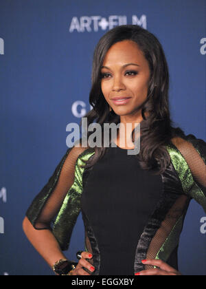 LOS ANGELES, CA - 2 NOVEMBRE 2013 : Zoe Saldana au 2013 de l'Art LACMA +Film Gala à la Los Angeles County Museum of Art. Banque D'Images