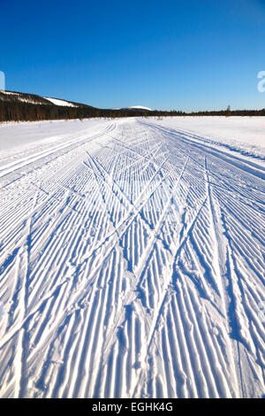 Les pistes de ski, la Finlande, la Laponie. Banque D'Images