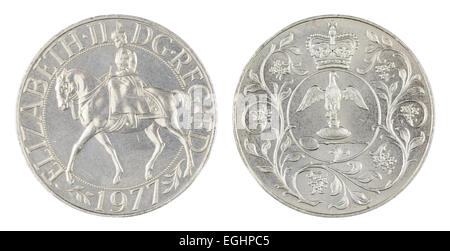 Pièce de monnaie Jubilé d'argent. Les deux côtés d'une pièce de la couronne britannique Queens Silver Jubilee 1977. Banque D'Images