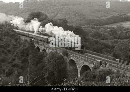 La vapeur Royal Duchy Plus Clinnick Viaduc Banque D'Images