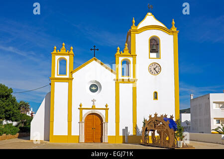 Église Notre Dame de la lumière (Nossa Senhora da Luz) à Luz, Algarve, Portugal. Banque D'Images