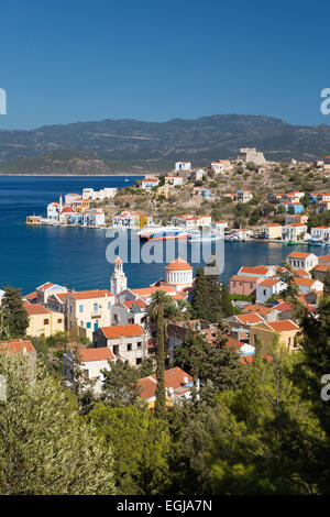 Vue sur le port, Kastellorizo (MEIS), îles du Dodécanèse, îles grecques, Grèce, Europe Banque D'Images