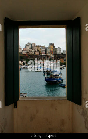 Vue sur Salvador Pelourinho infâme rrom le fort de São Marcelo Banque D'Images