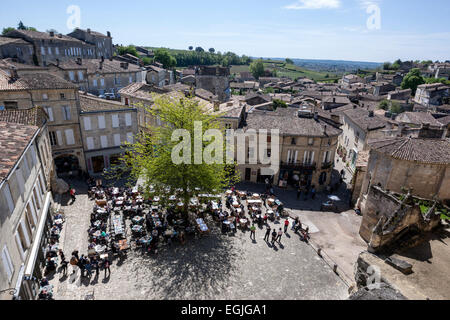 Vue sur la Place du Marché au Bois St Emilion Banque D'Images