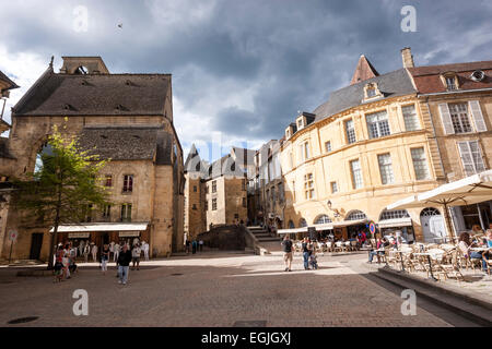 Place de la Liberté à Sarlat Banque D'Images